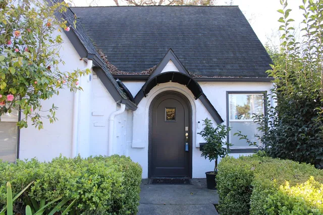 $465,000 | 100 Ridgway Avenue, Santa Rosa, CA 95401