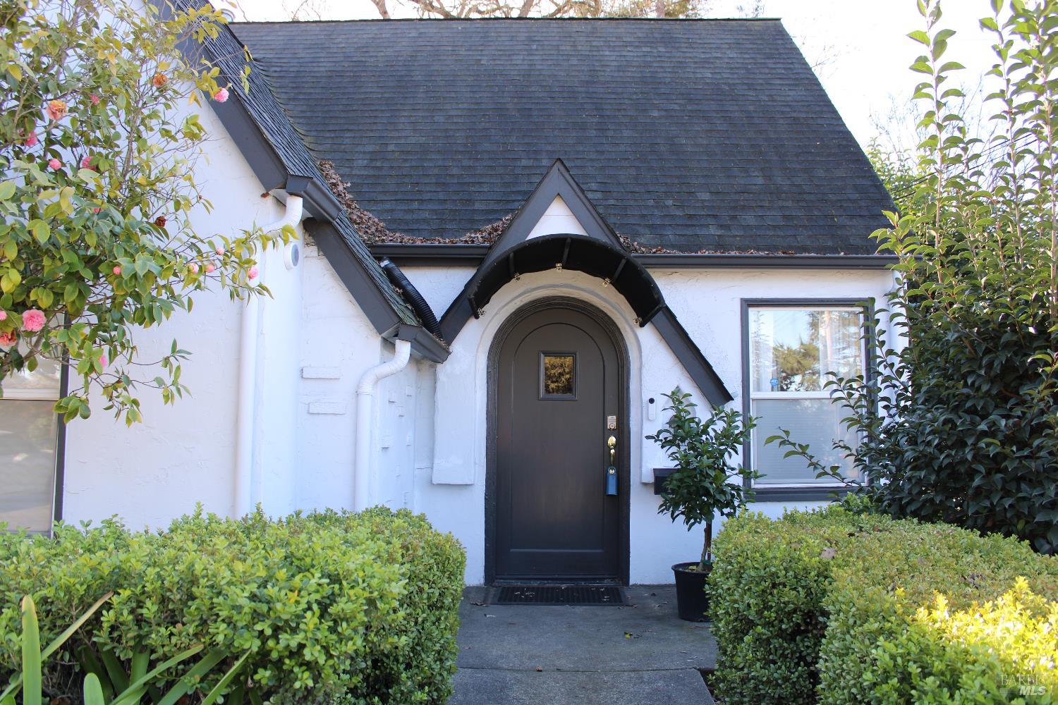 100 Ridgway Avenue Santa Rosa, CA 95401 - Photo 4 of 30