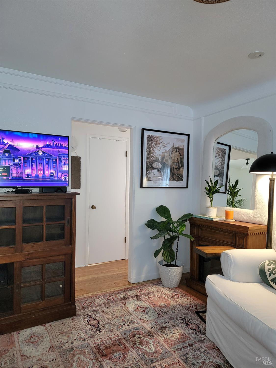 100 Ridgway Avenue Santa Rosa, CA 95401 - Photo 5 of 30