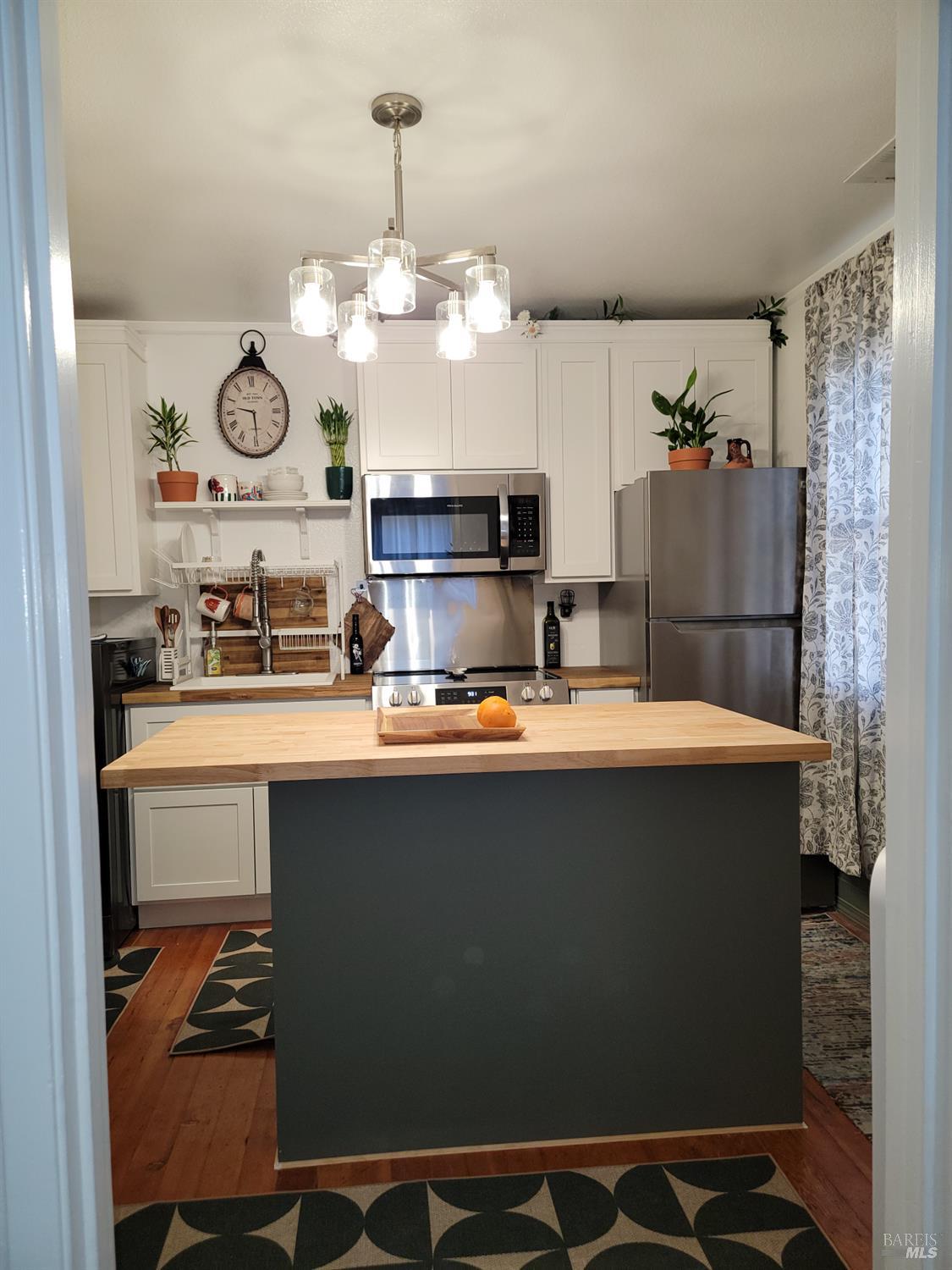 100 Ridgway Avenue Santa Rosa, CA 95401 - Photo 10 of 30