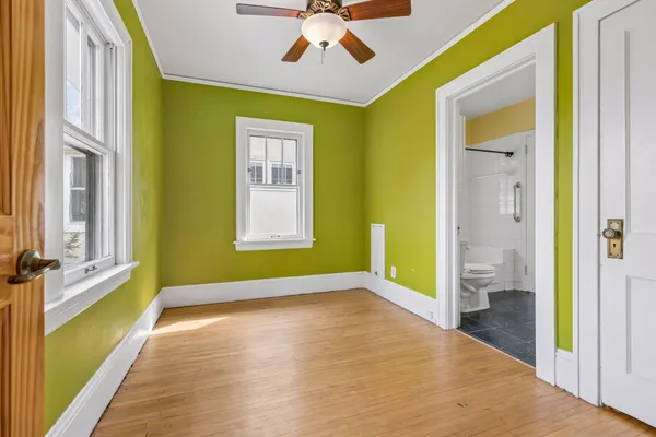 $300,000 | 2146 West James Avenue, St. Paul, MN 55105