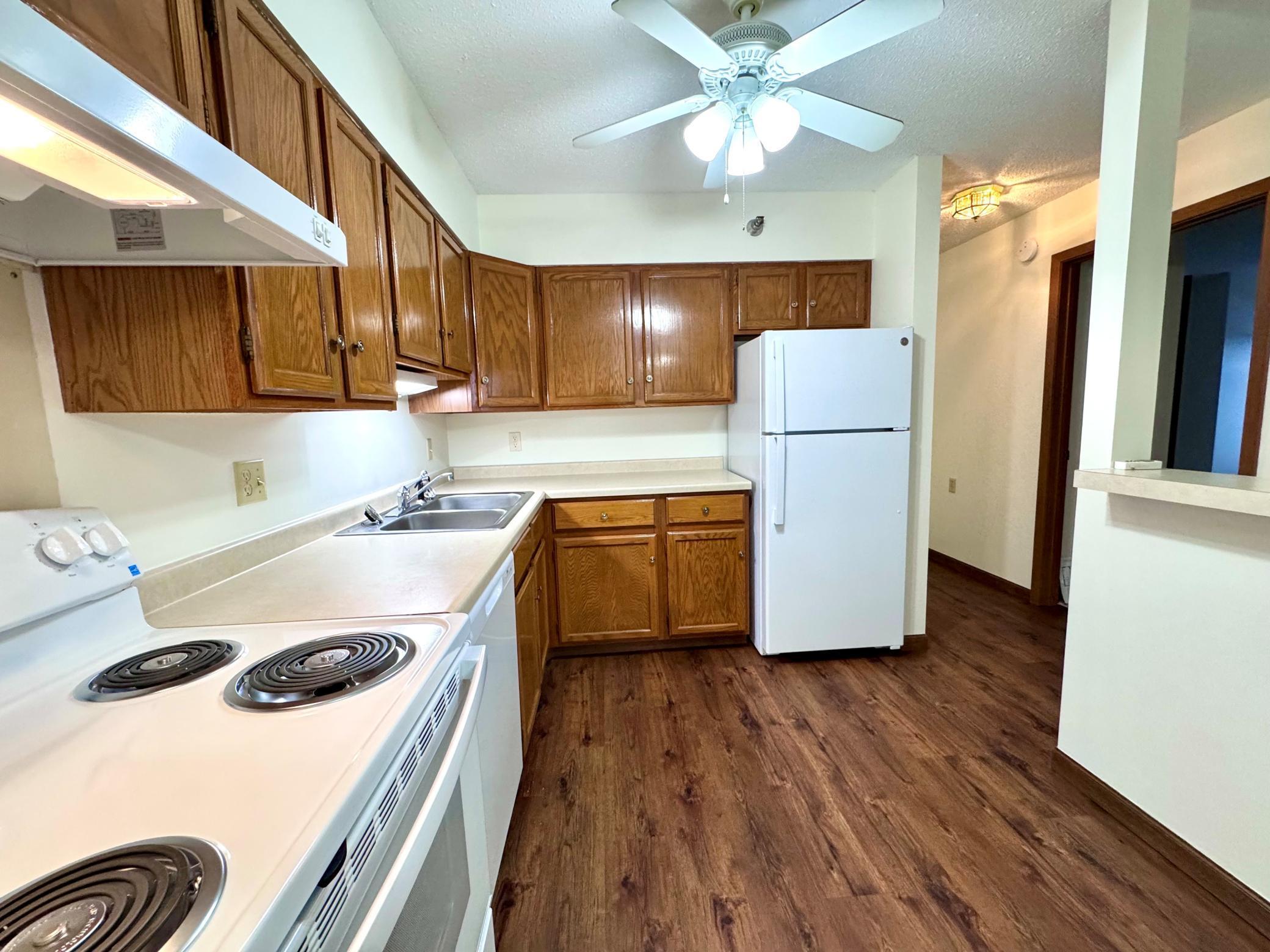 7600 Golden Valley Road, Unit 502 Golden Valley, MN 55427 - Photo 11 of 23