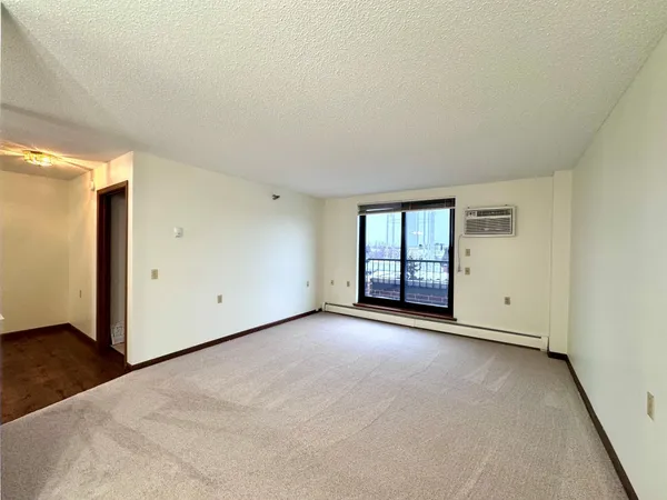 $35,000 | 7600 Golden Valley Road, Unit 502, Golden Valley, MN 55427