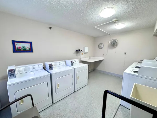 $35,000 | 7600 Golden Valley Road, Unit 502, Golden Valley, MN 55427