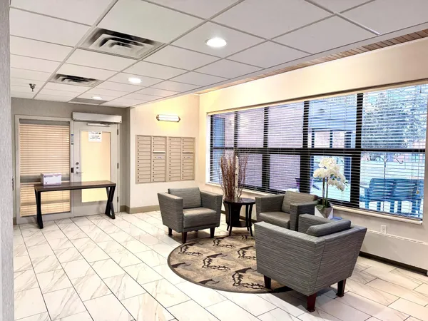 $35,000 | 7600 Golden Valley Road, Unit 502, Golden Valley, MN 55427