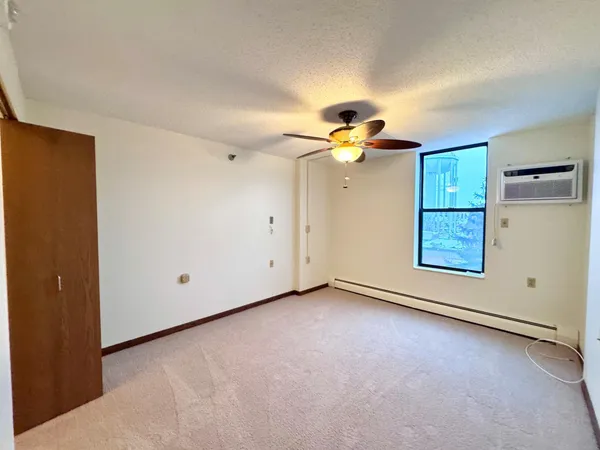 $35,000 | 7600 Golden Valley Road, Unit 502, Golden Valley, MN 55427