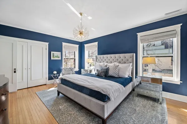 $1,899,000 | 740 West Hutchinson Street, Chicago, IL 60613