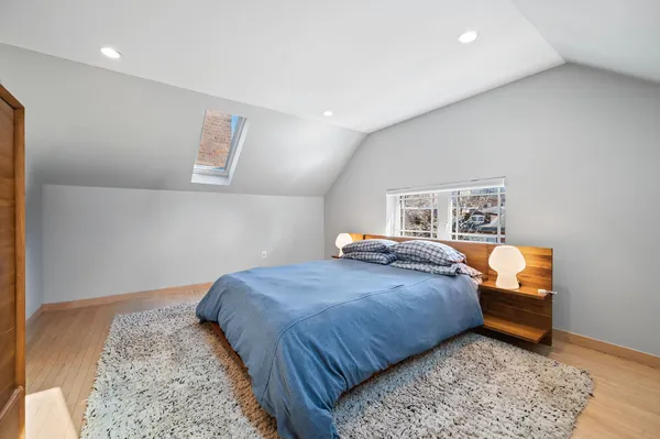 $1,899,000 | 740 West Hutchinson Street, Chicago, IL 60613