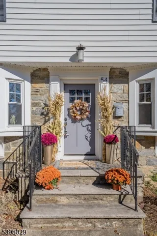 $929,000 | 54 Howard Street, Verona, NJ 07044