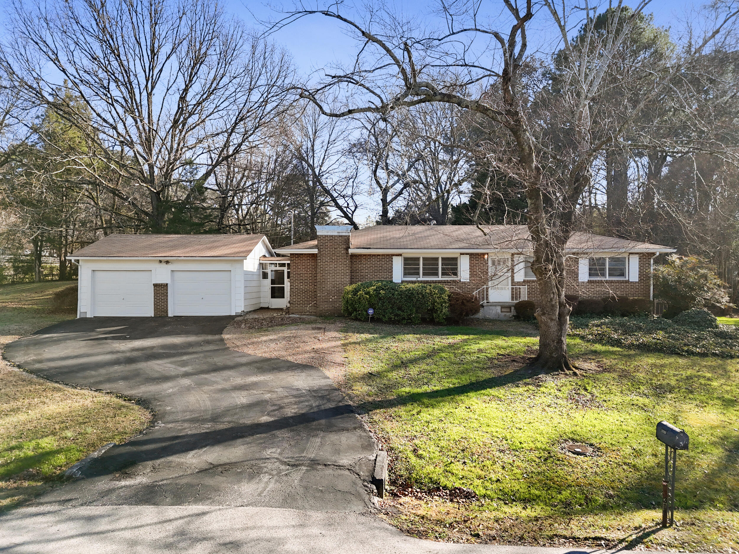 6310 Potts Road Chattanooga, TN 37416 - Photo 2 of 19 dji_20251231034719_0387_d