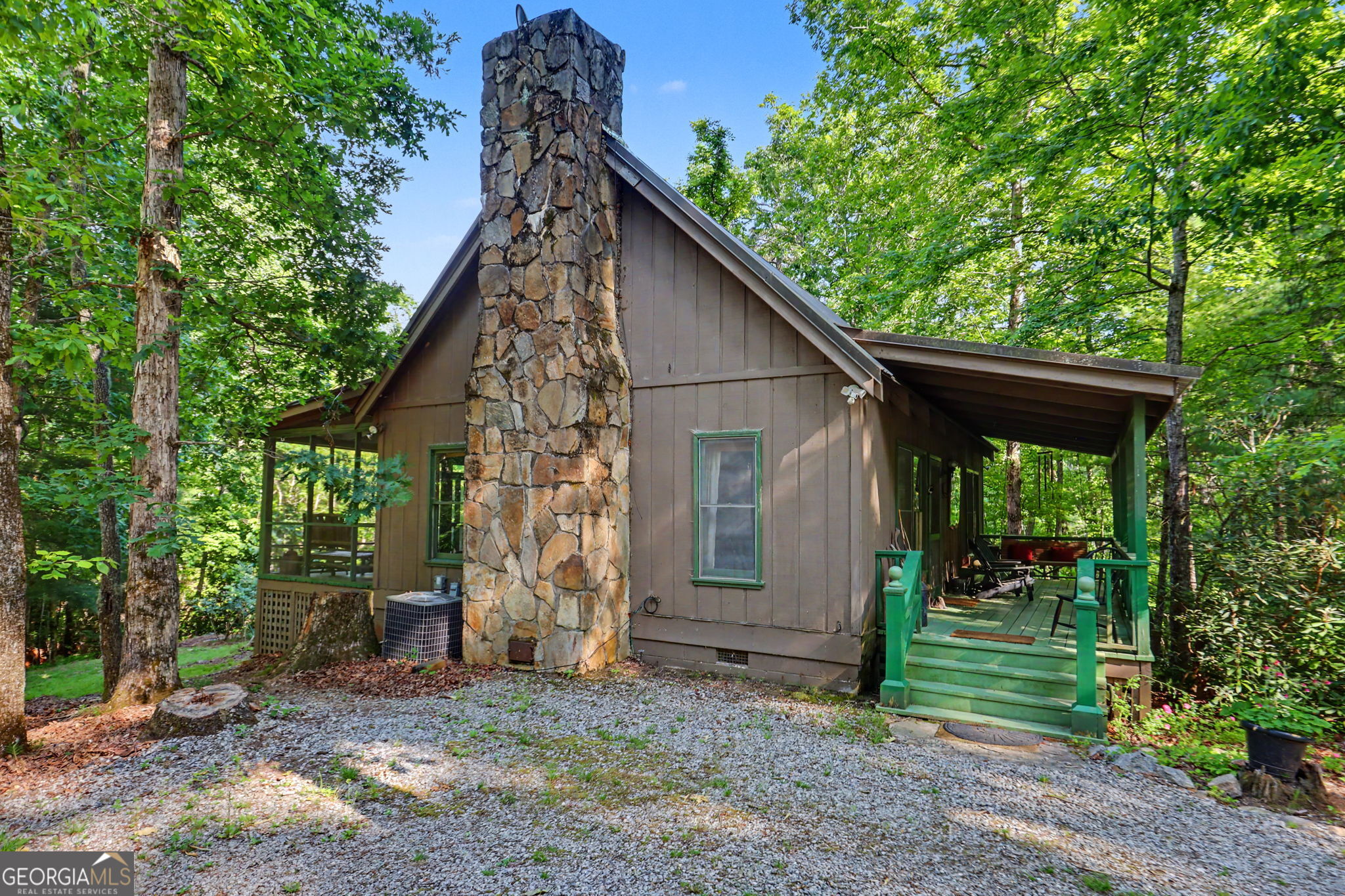 486 Barn Inn Road Lakemont, GA 30552 - Photo 3 of 63