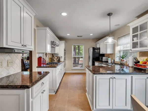 $619,000 | 87 South Copper Sage Circle, Spring, TX 77381