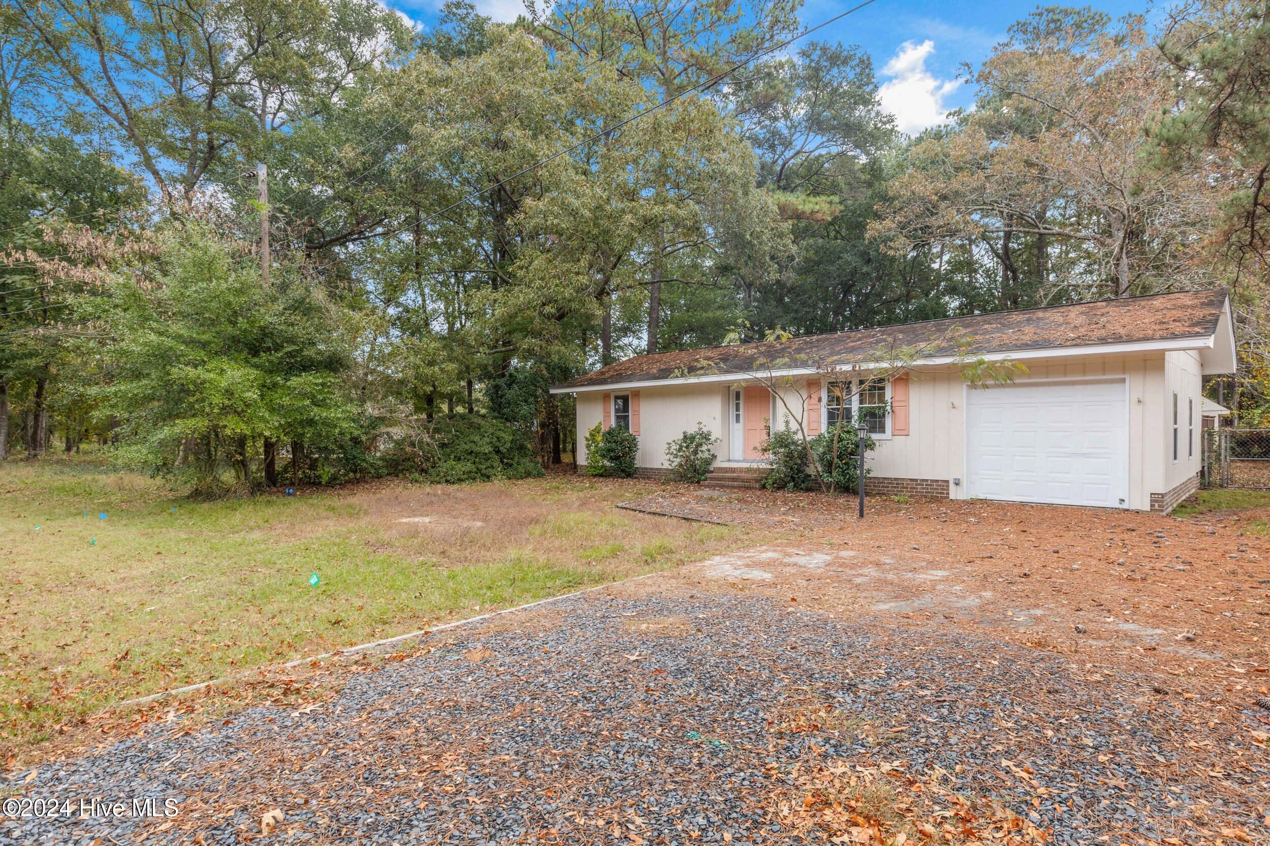 1077 High Point Avenue Southwest Calabash, NC 28467 - Photo 4 of 41 1077highpointavesw00003