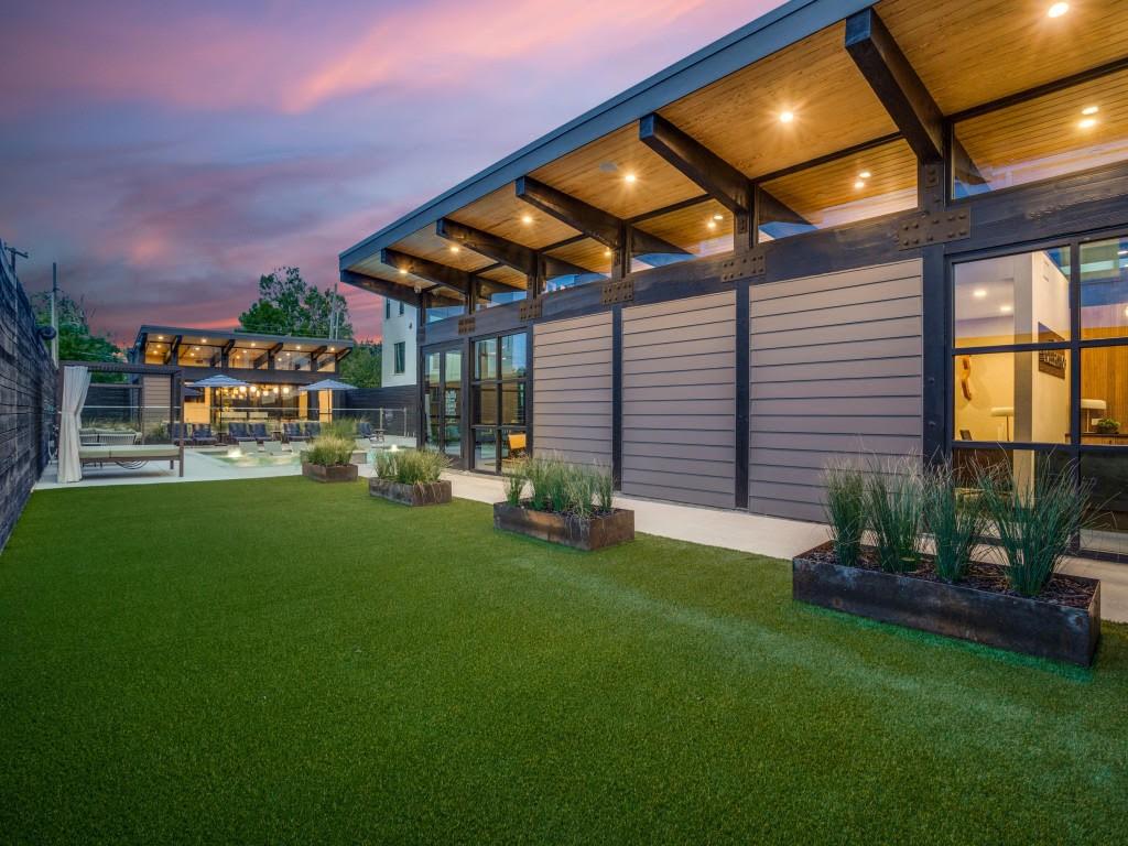 5609 Live Oak Street, Unit 301 Dallas, TX 75206 - Photo 17 of 18 off site amenity center located at 2206 Moser Ave