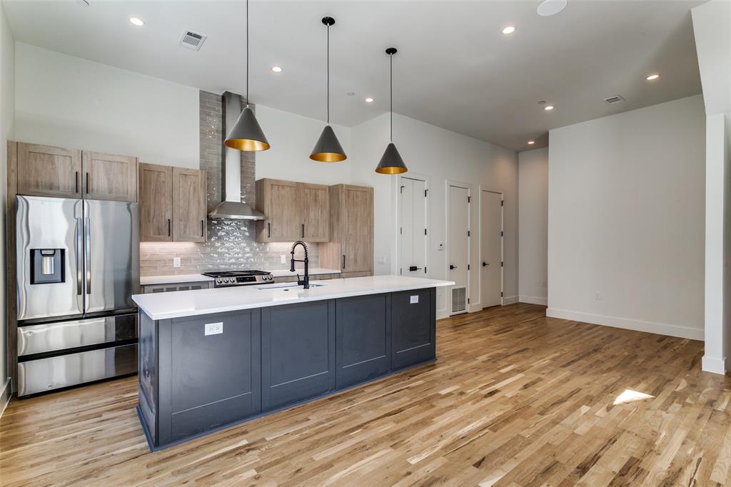 5609 Live Oak Street, Unit 301 Dallas, TX 75206 - Photo 3 of 18