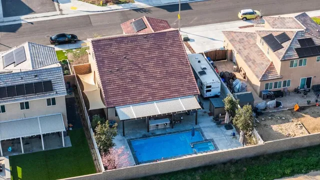 $699,999 | 28428 Fressia Drive, Winchester, CA 92596