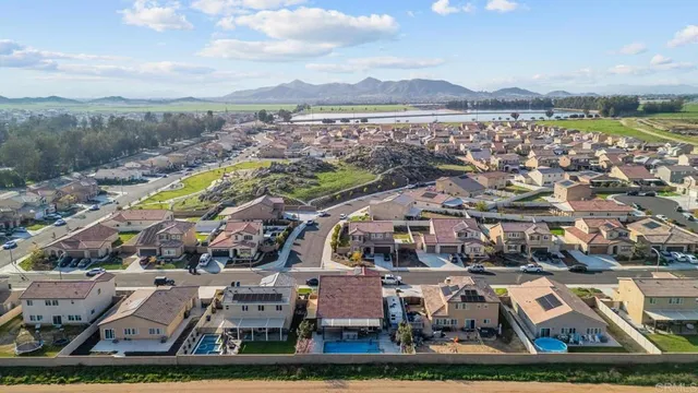 $699,999 | 28428 Fressia Drive, Winchester, CA 92596