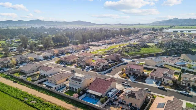 $699,999 | 28428 Fressia Drive, Winchester, CA 92596