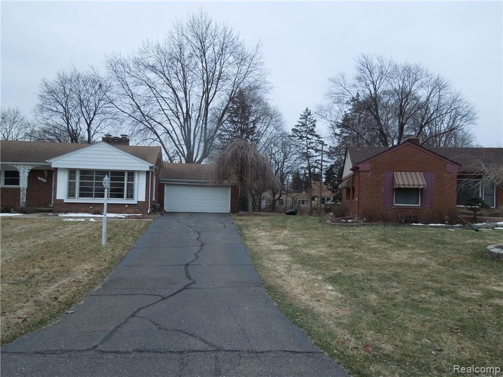 17543 Ramsgate Drive Lathrup Village, MI 48076 - Photo 3 of 22