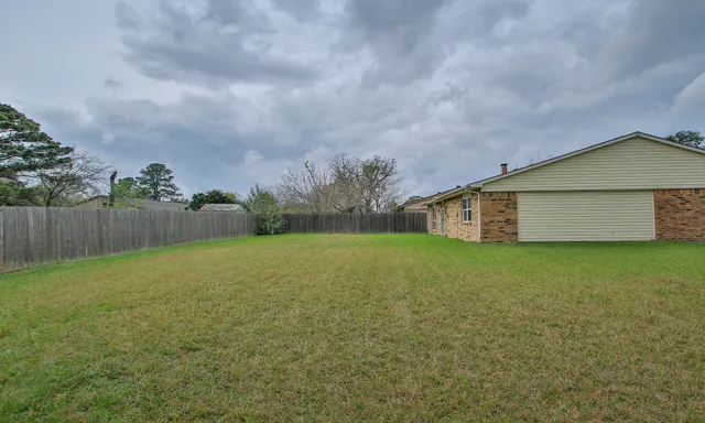 $1,750 | 17407 Autumn Trails Lane, Houston, TX 77084
