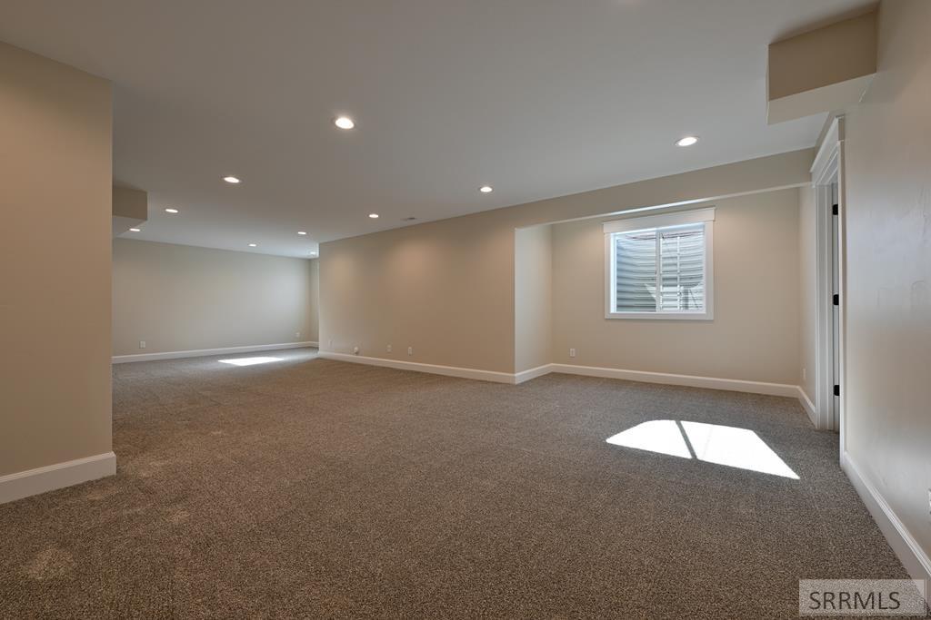 4922 Torcello Drive Ammon, ID 83401 - Photo 34 of 50 Family Room