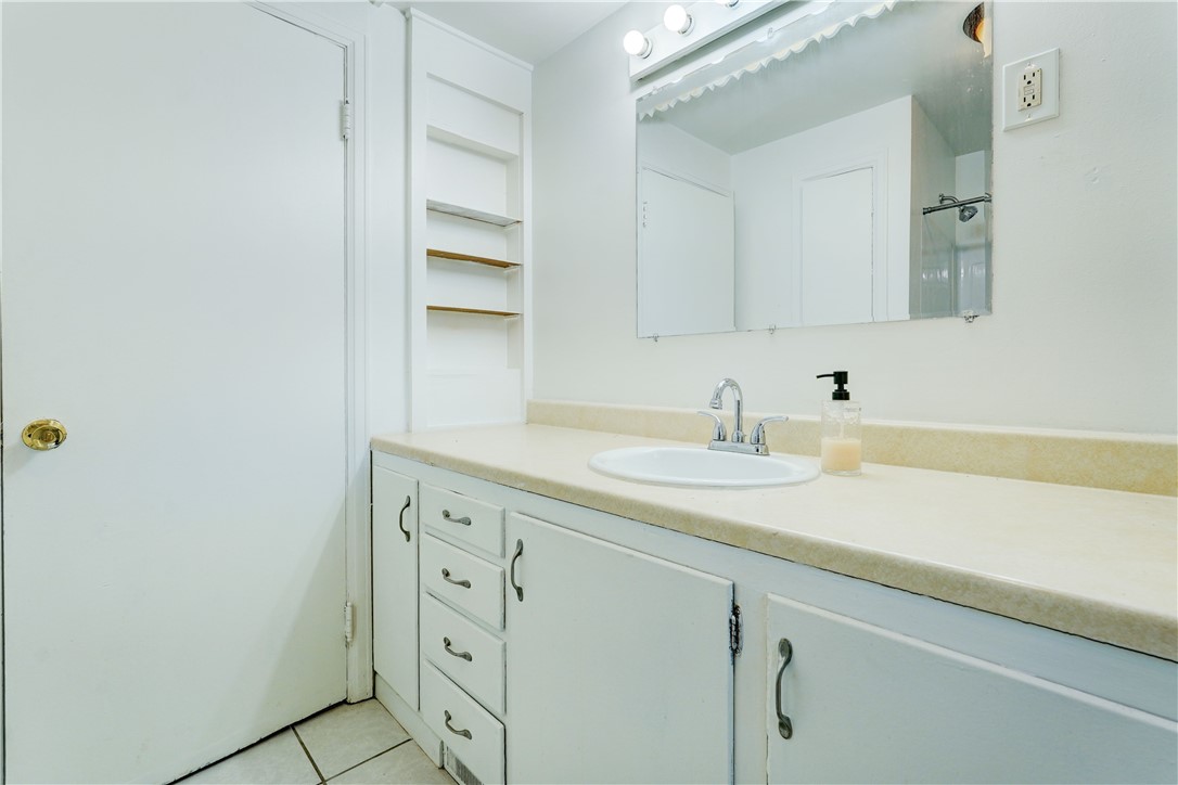 100 Bleacker Road Rochester, NY 14609 - Photo 14 of 18