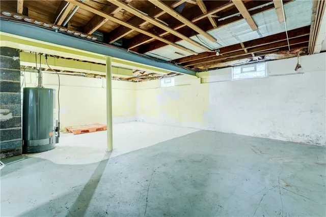 $1,895 | 100 Bleacker Road, Rochester, NY 14609