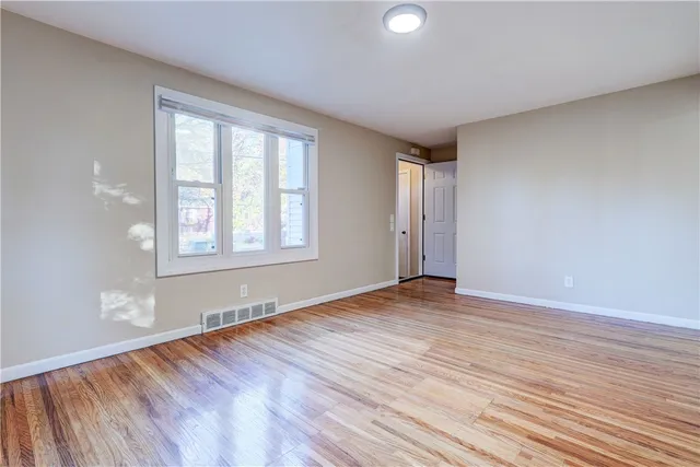 $1,895 | 100 Bleacker Road, Rochester, NY 14609