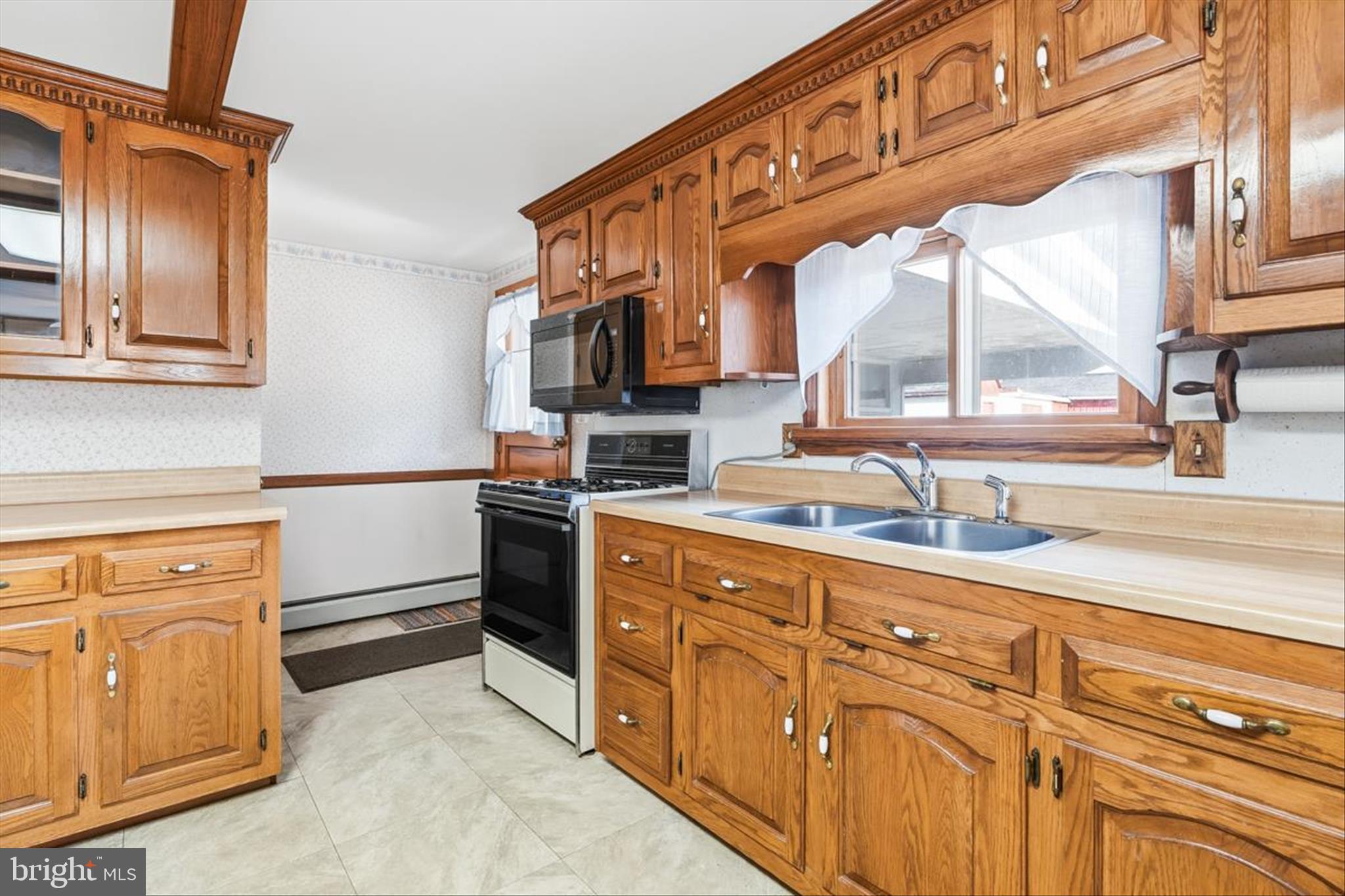 8520 Hemler Road Thurmont, MD 21788 - Photo 13 of 62