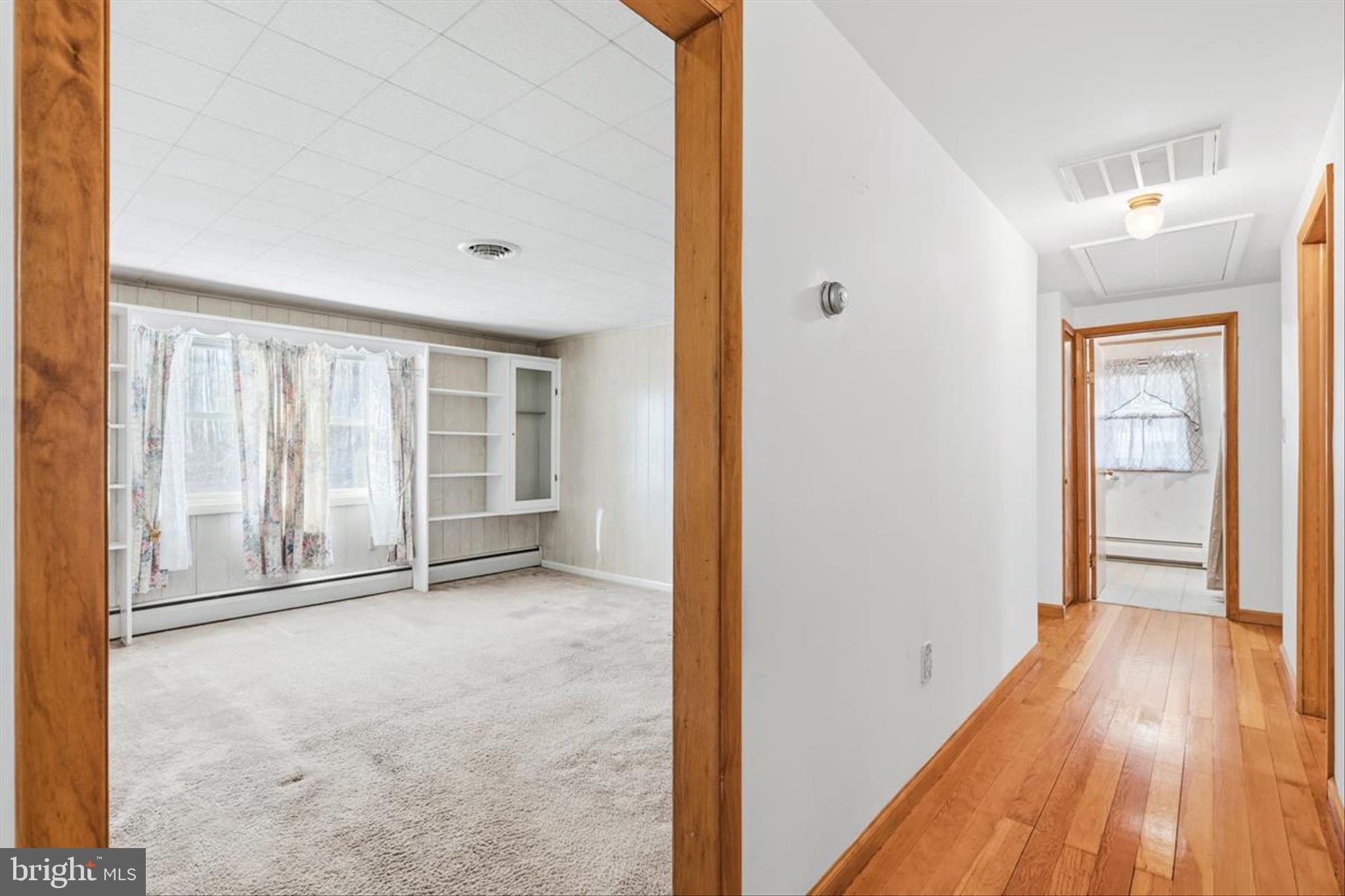 8520 Hemler Road Thurmont, MD 21788 - Photo 14 of 62 Siitng room/Flex