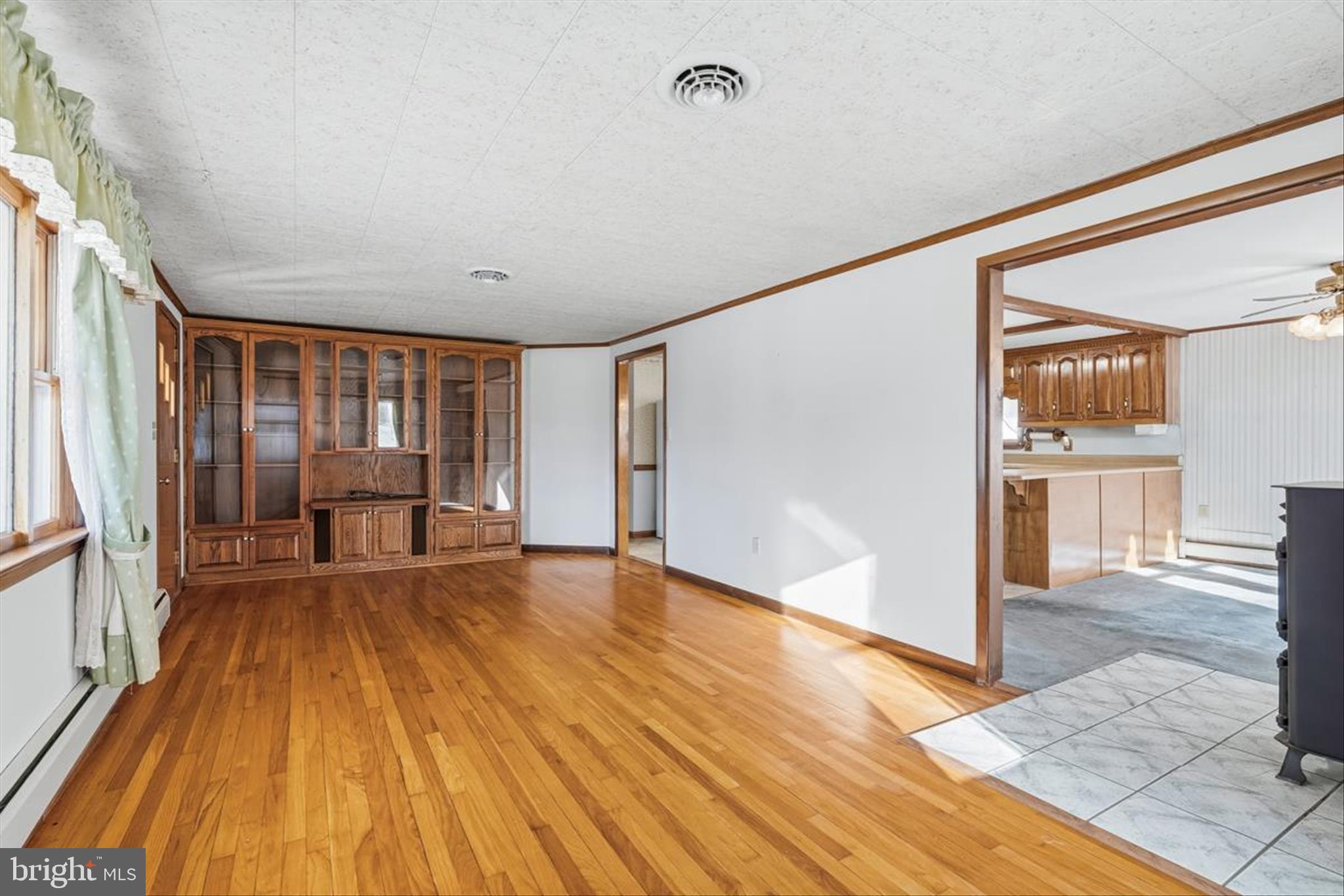 8520 Hemler Road Thurmont, MD 21788 - Photo 6 of 62