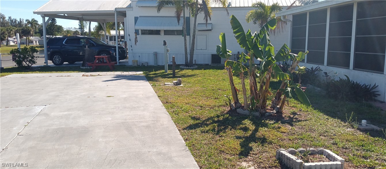 1159 Daniels Road Moore Haven, FL 33471 - Photo 5 of 21 a view of a backyard