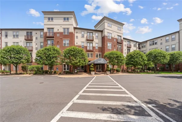 $415,000 | 1000 Providence Place, Unit 162, Providence, RI 02903