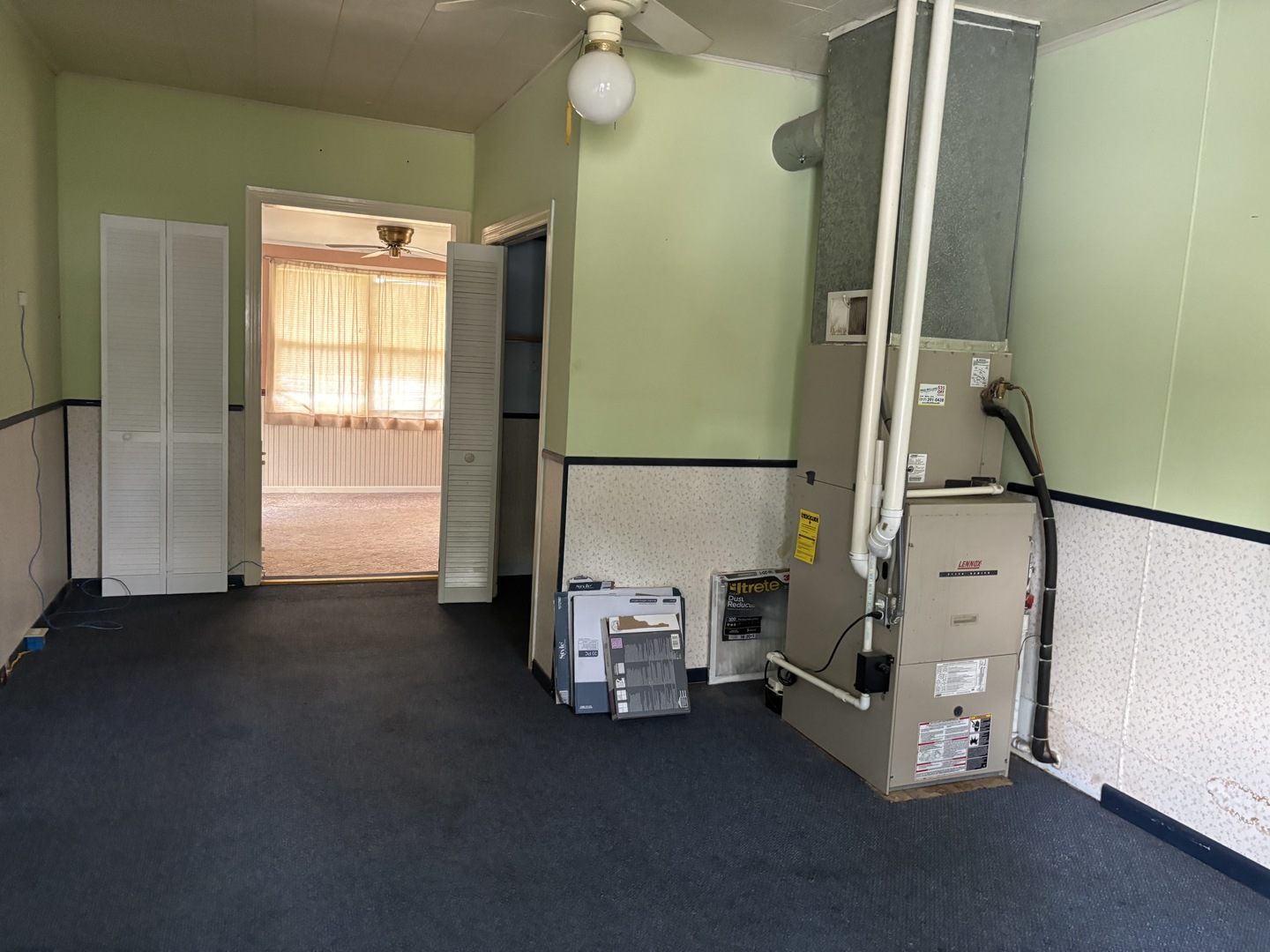 403 South Fall Street Paxton, IL 60957 - Photo 12 of 13 a view of a room with gym equipment