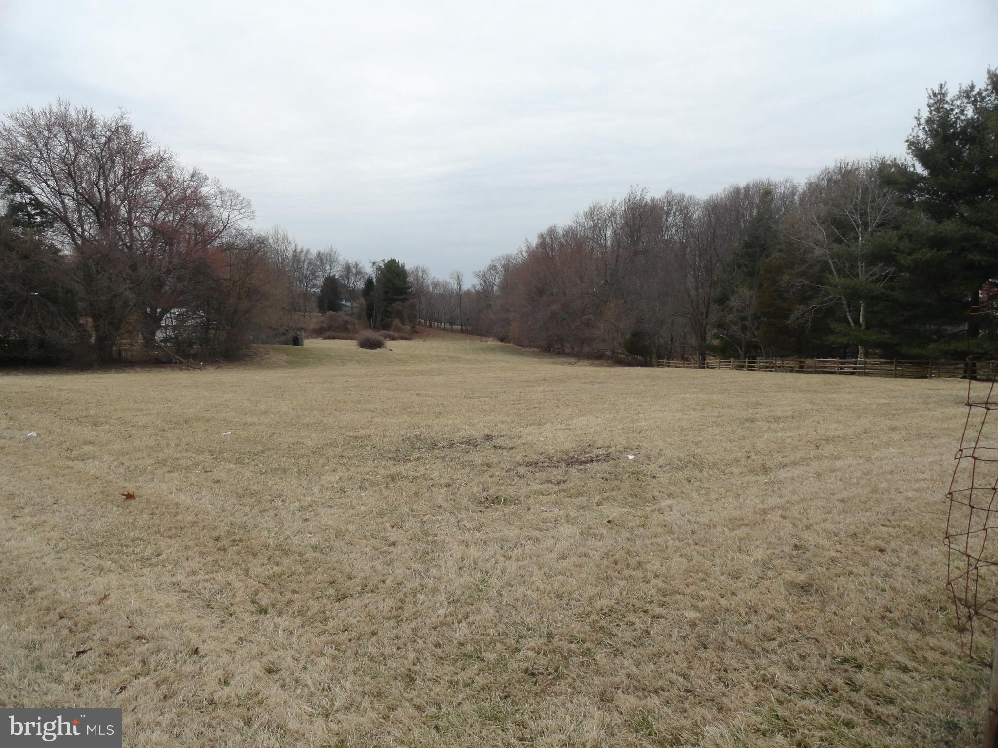 16015 Riffle Ford Road Gaithersburg, MD 20878 - Photo 10 of 16 Exterior (General)