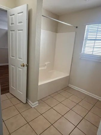 $1,750 | 4434 Gearhart Road, Unit 1301, Tallahassee, FL 32303