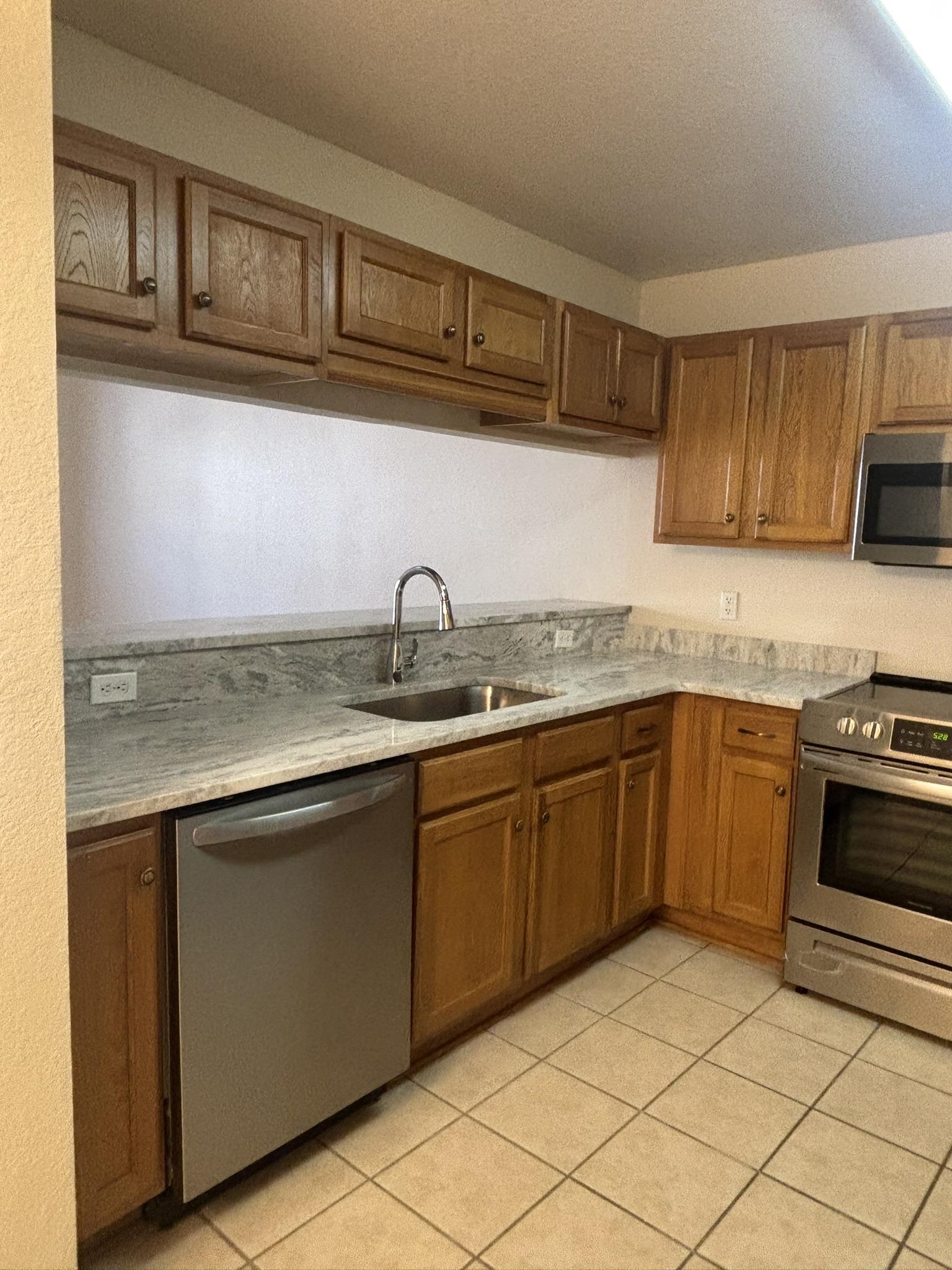 4434 Gearhart Road, Unit 1301 Tallahassee, FL 32303 - Photo 16 of 25