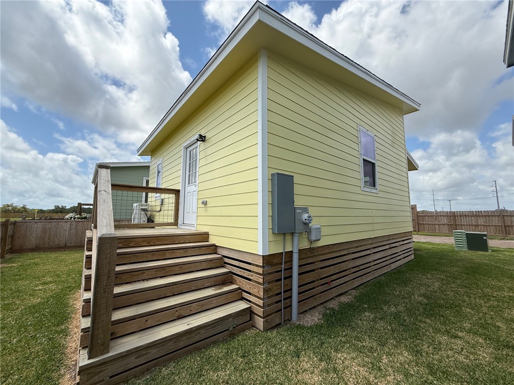 2351 West Market Street, Unit 4 Rockport, TX 78382 - Photo 19 of 20