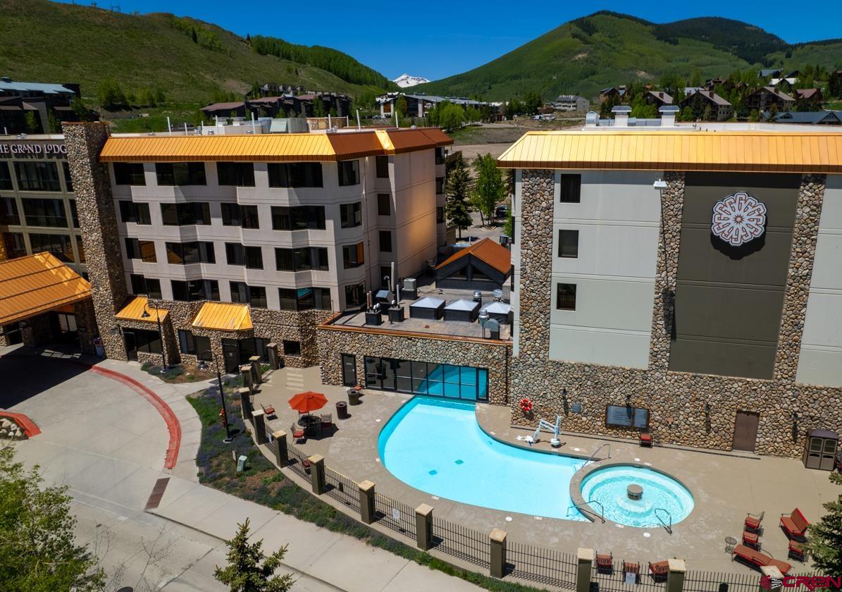 6 Emmons Road, Unit 355 Crested Butte, CO 81225 - Photo 4 of 29 Gallery Image 4