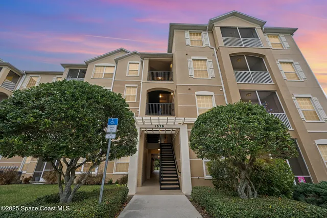 $225,000 | 1576 Peregrine Circle, Unit 307, Rockledge, FL 32955