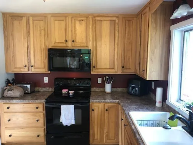 $246,500 | 318 Hawley Street Southeast, Chatfield, MN 55923