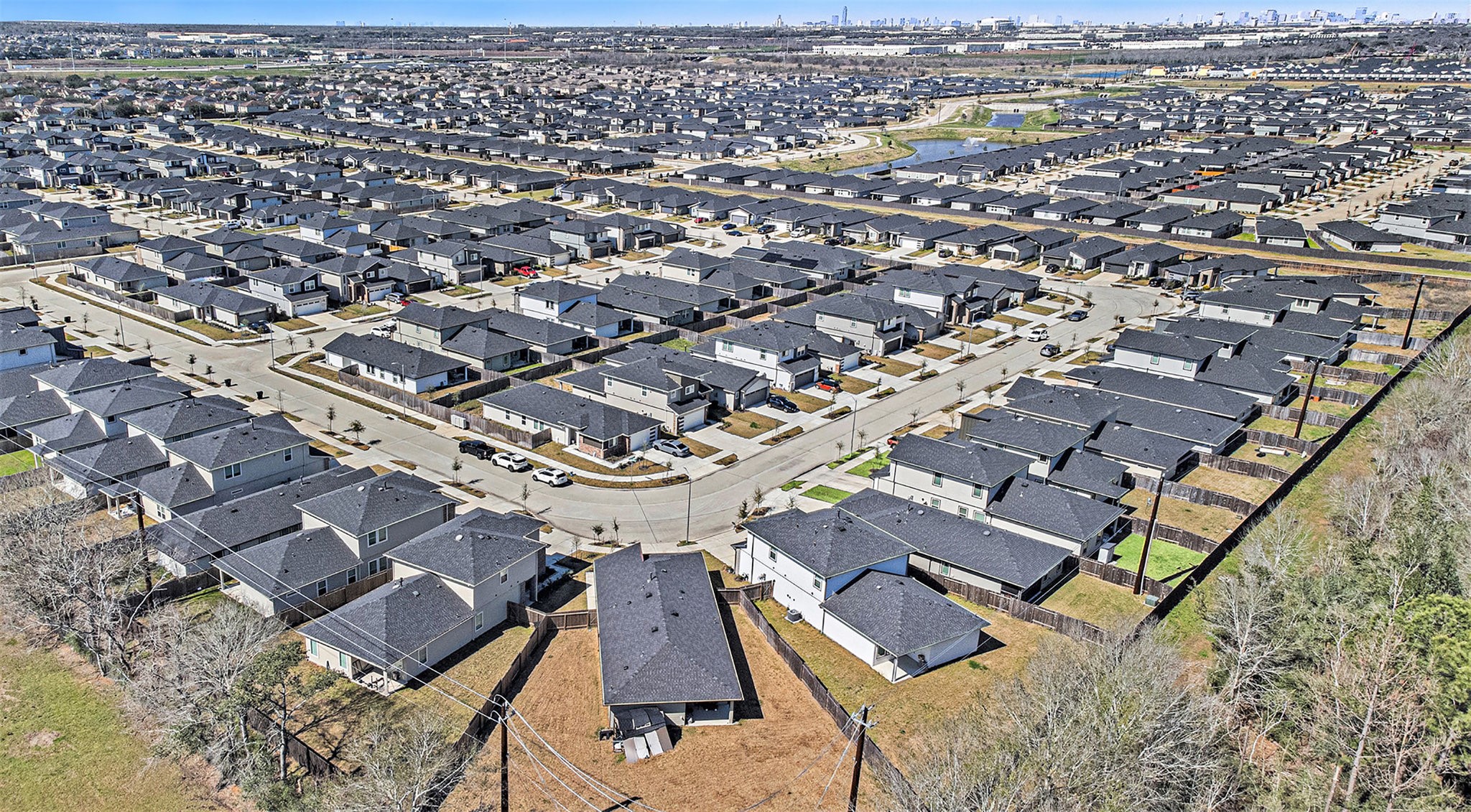 12823 Tokenhouse Lane Houston, TX 77047 - Photo 36 of 37 an aerial view of residential houses with city view