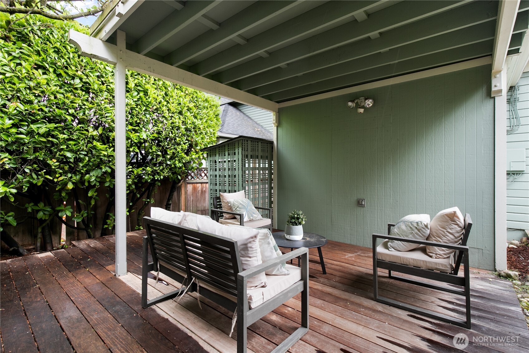 2202 East John Street Seattle, WA 98112 - Photo 31 of 34