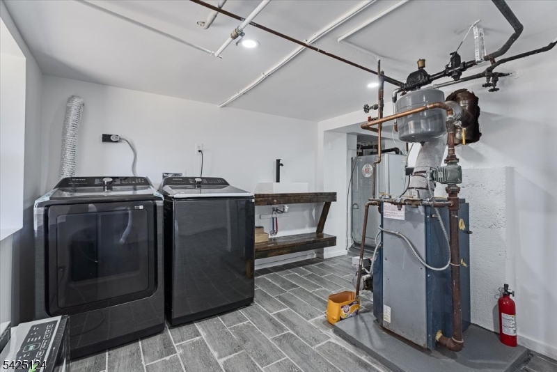 83 Highway 15 Lafayette, NJ 07848 - Photo 15 of 21