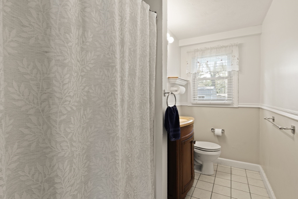 17 Francine Road Raynham, MA 02767 - Photo 11 of 17