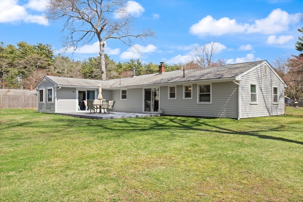 17 Francine Road Raynham, MA 02767 - Photo 16 of 17