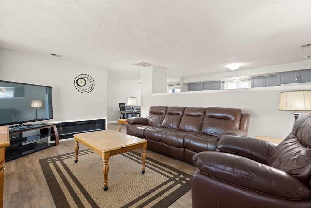 17 Francine Road Raynham, MA 02767 - Photo 7 of 17