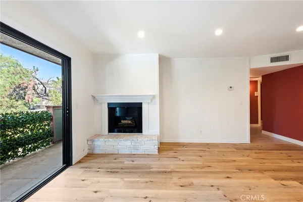 $2,500 | 4524 Tujunga Avenue, Unit 4, North Hollywood, CA 91602