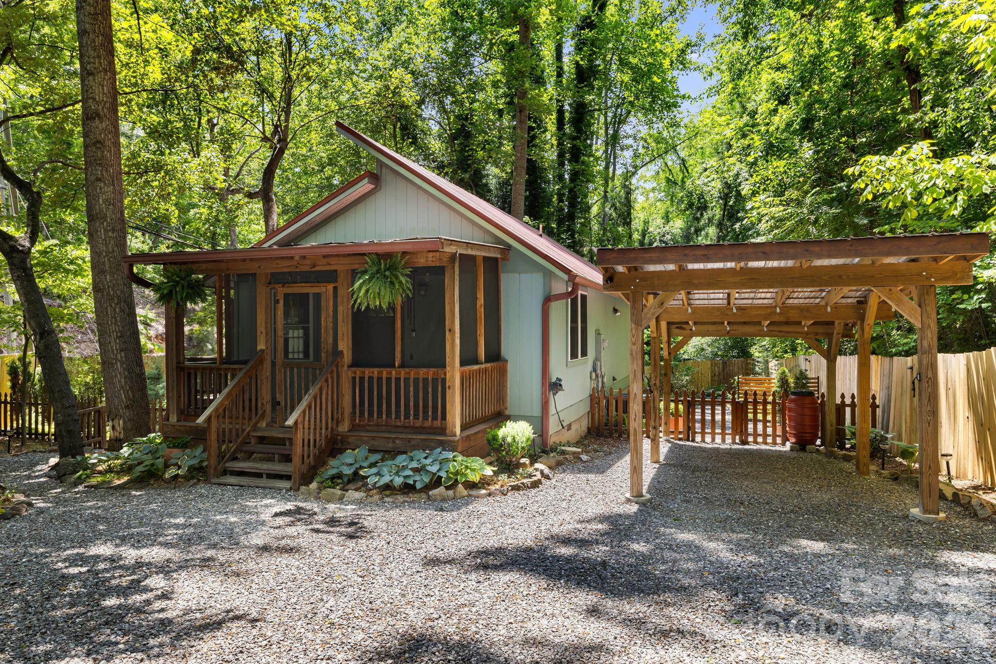 477 Governors View Road Asheville, NC 28805 - Photo 1 of 43