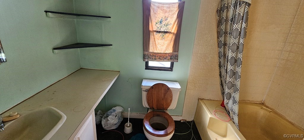 2718 Germantown Road Keysville, VA 23947 - Photo 12 of 16 Full bathroom featuring shower / tub combo with cu